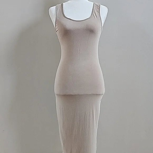 green emerald velvet dress NOVA TANK DRESS | ONYX | THIRD FORM main image 1